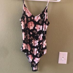 Floral bodysuit- American Eagle
